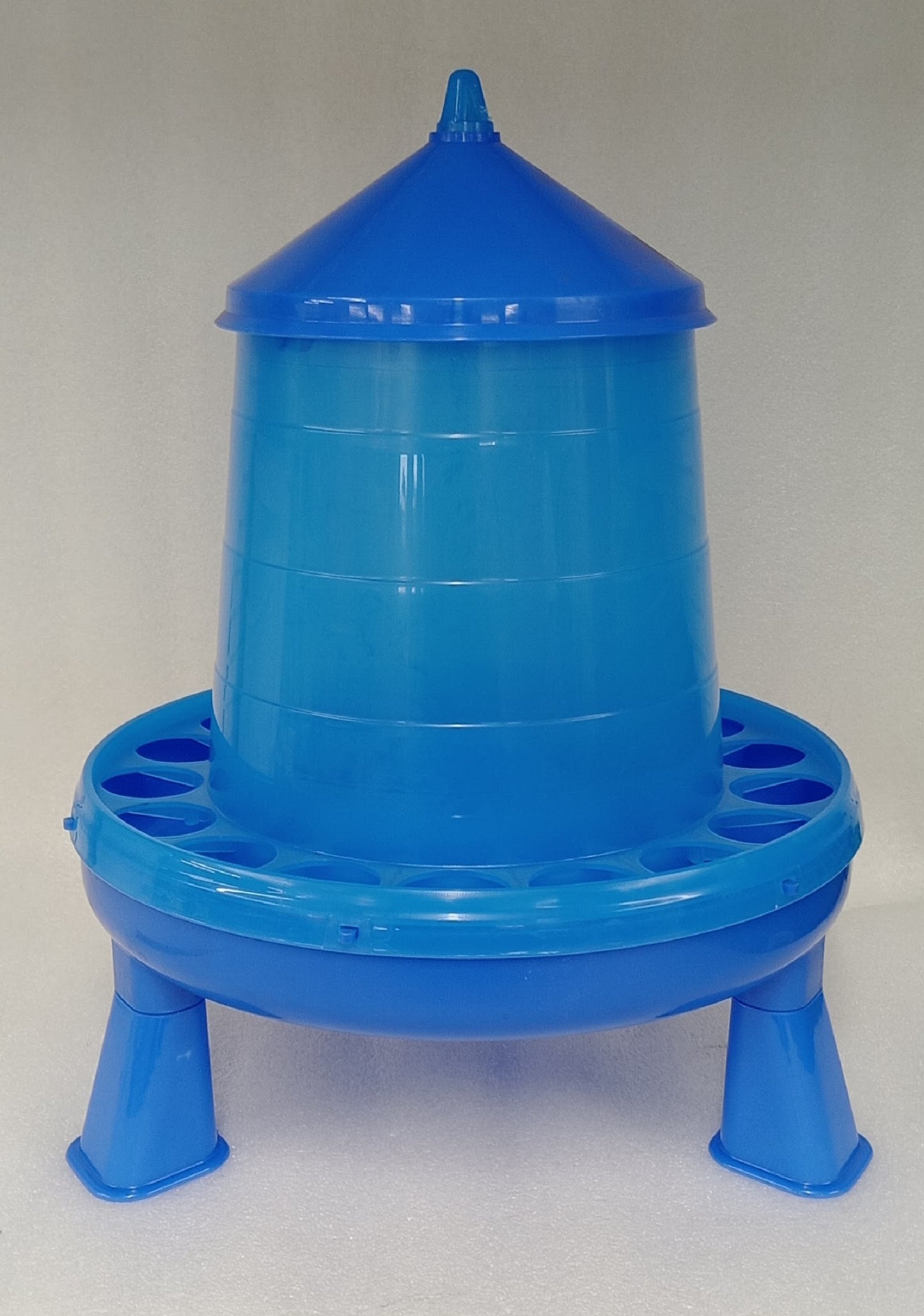 Poultry Feeder 4kg With Legs Blue