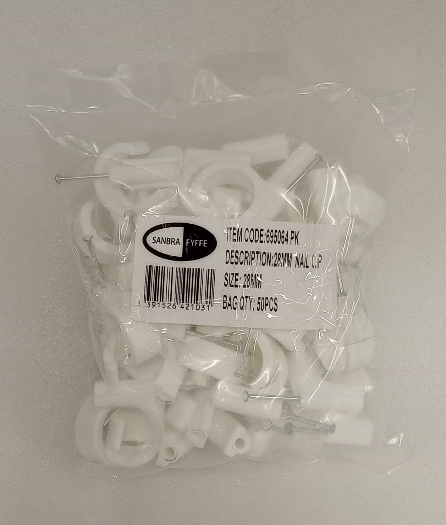Nail In Clips 28mm 100pk